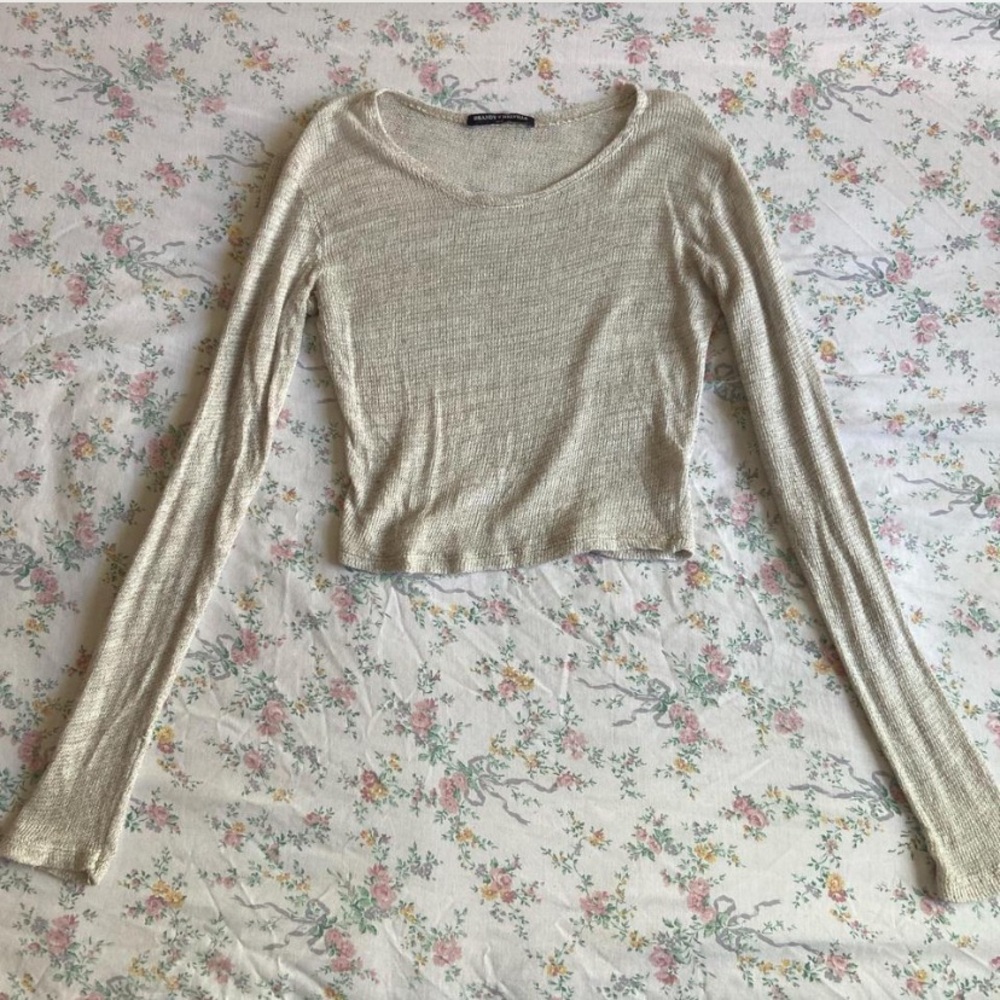 cute brandy mesh long sleeve top <3
